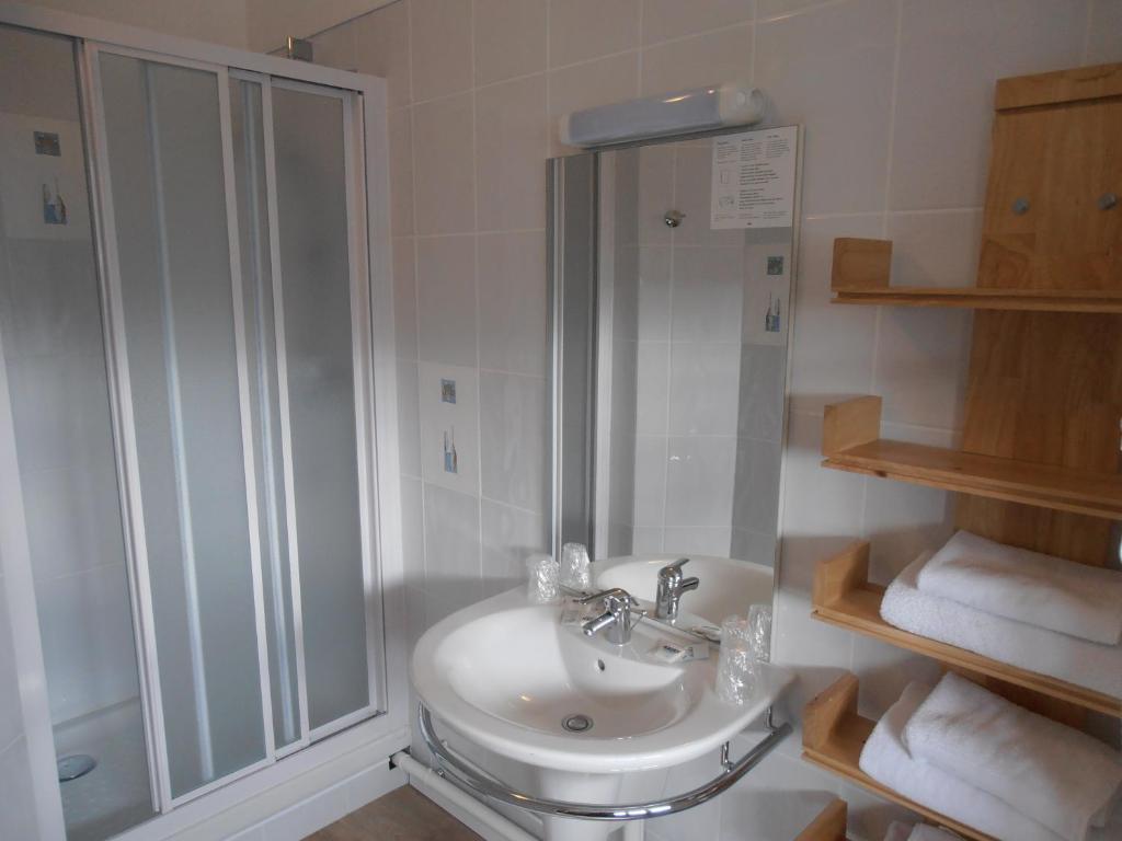Le Crystal Hotel Amiens Room photo